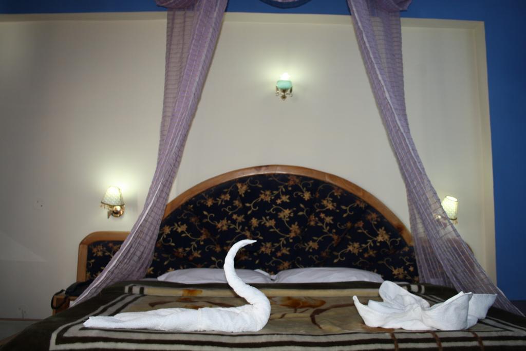 Hotel Ocean Blue Manali Exterior foto